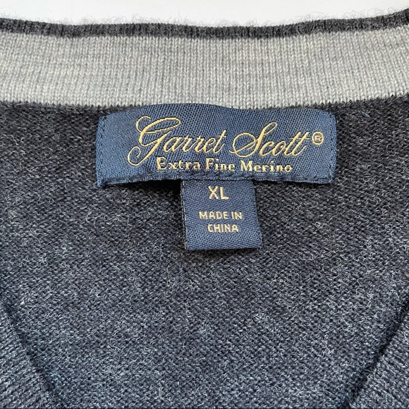 HP✨ Garrett Scott Extra Fine Merino Sweater - Picture 4 of 6